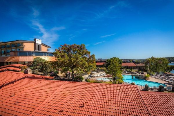 Marina & Spa Lodge Of Four Seasons Golf Resort (Village of Four Seasons)